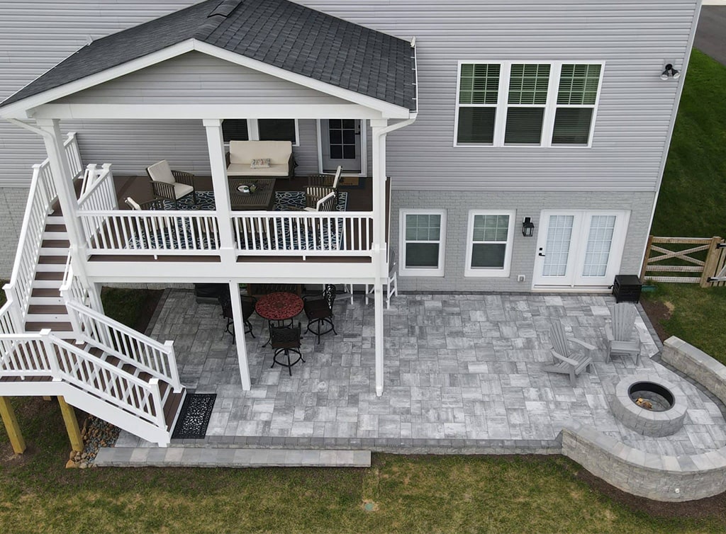 PWC Virginia Crossing Expansive Trex Deck and Patio