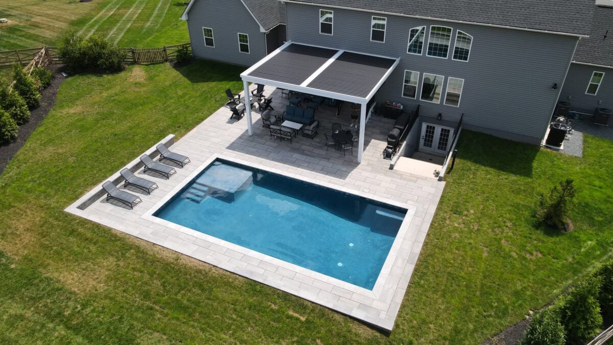Luxury Pool Builder in Loudoun County